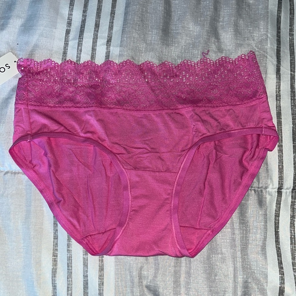 SOMA Lace Hipster Underwear Size M